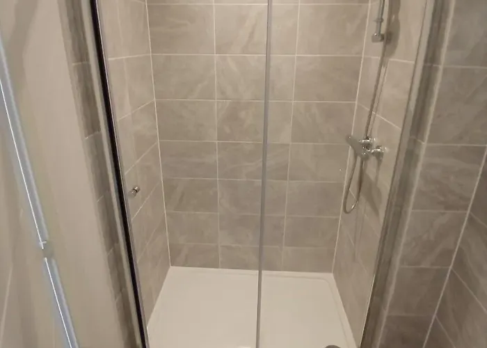 Double In - Near Uwe